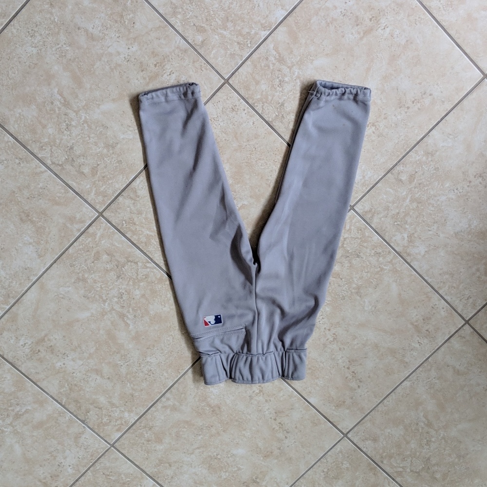 Majestic Boys Size small grey baseball bottoms